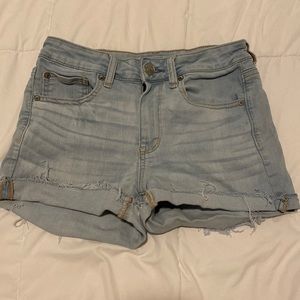 American Eagle High-Rise Short Shorts. Size 6.